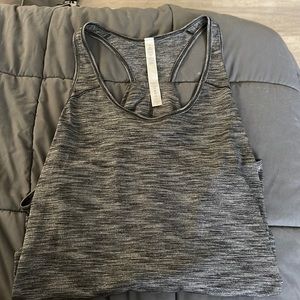 lululemon workout top